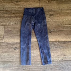 Wunder under train crop